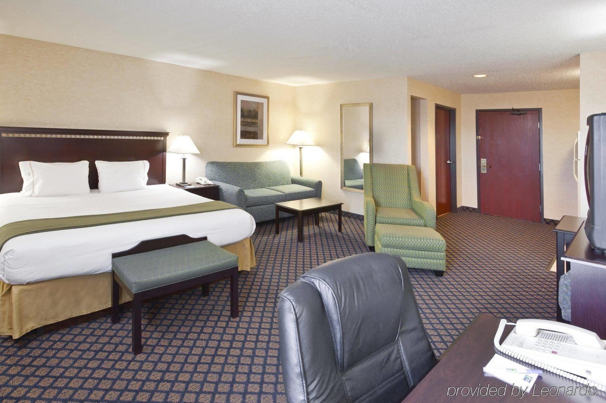 Sunbury Holiday Inn Express Hotel & Suites Delaware-Columbus Area, An Ihg Hotel חדר תמונה